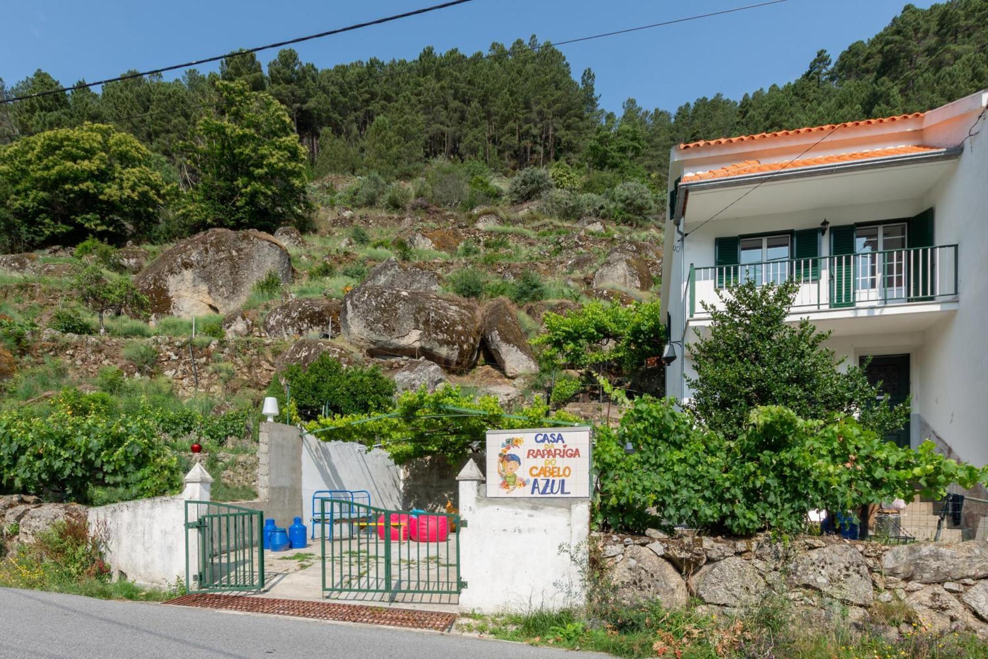 Apartamento A Casa Da Rapariga De Cabelo Azul Manteigas Exterior foto